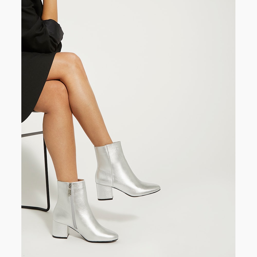 Silver shoe boots 2025