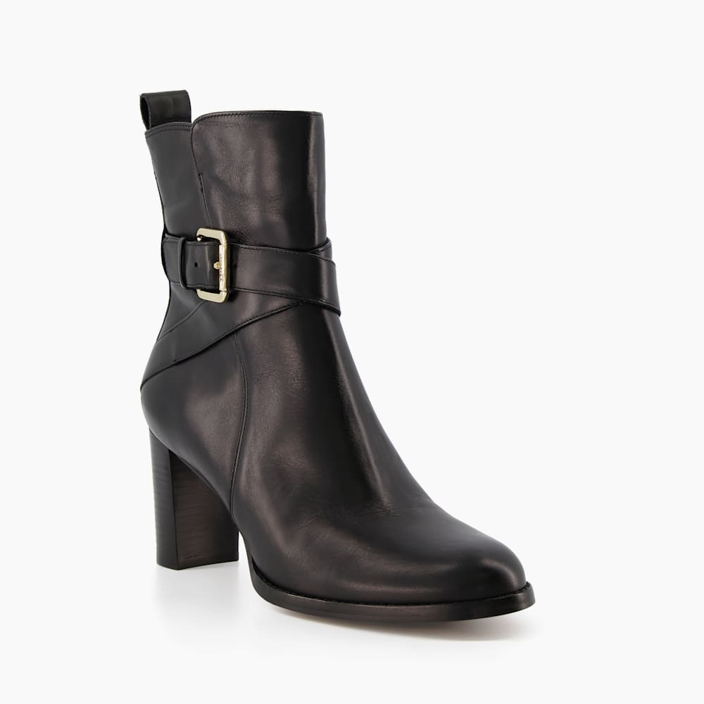 Pier one ankle boot black top