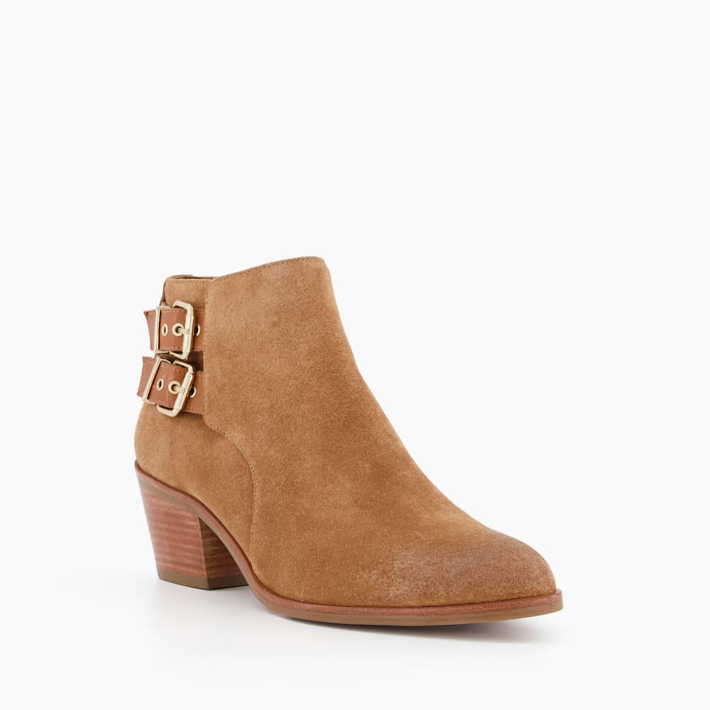 Low boots camel online