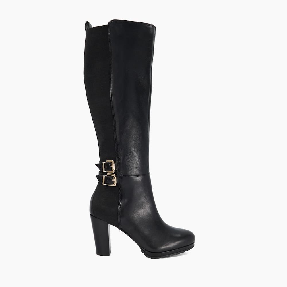 Sarissa Black
