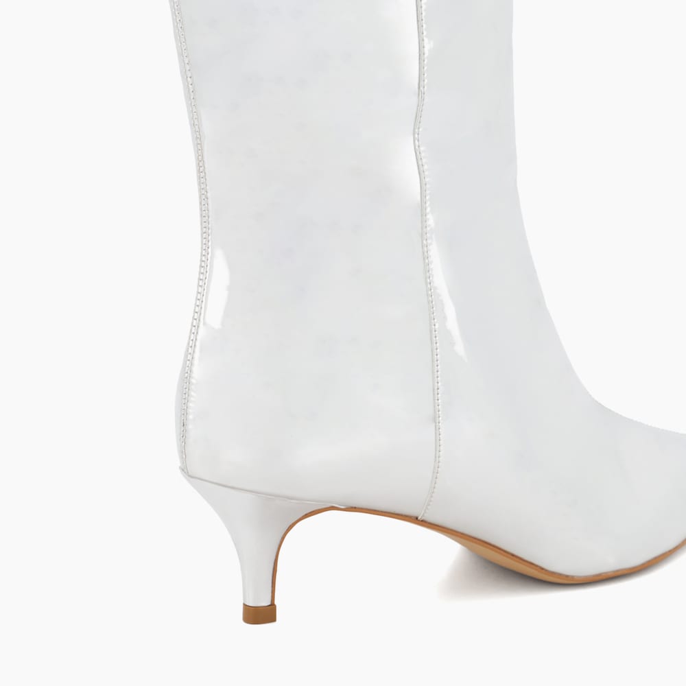 White boots kitten heel hot sale