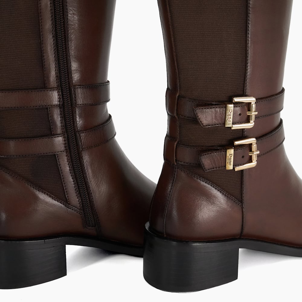 Tatter Braun, Kniehohe Reitstiefel aus Leder Dune London