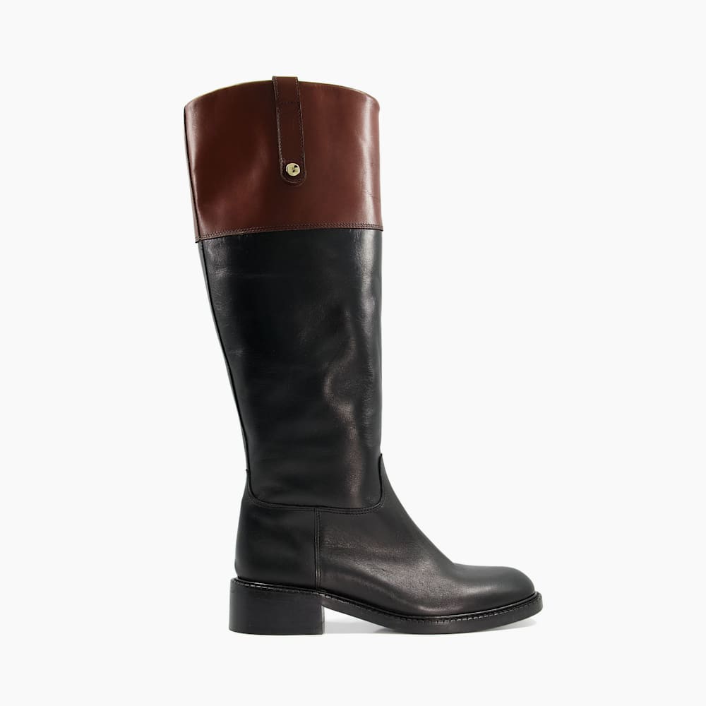 Tonia Schwarz Reitstiefel aus Leder mit Metalldetail Dune London