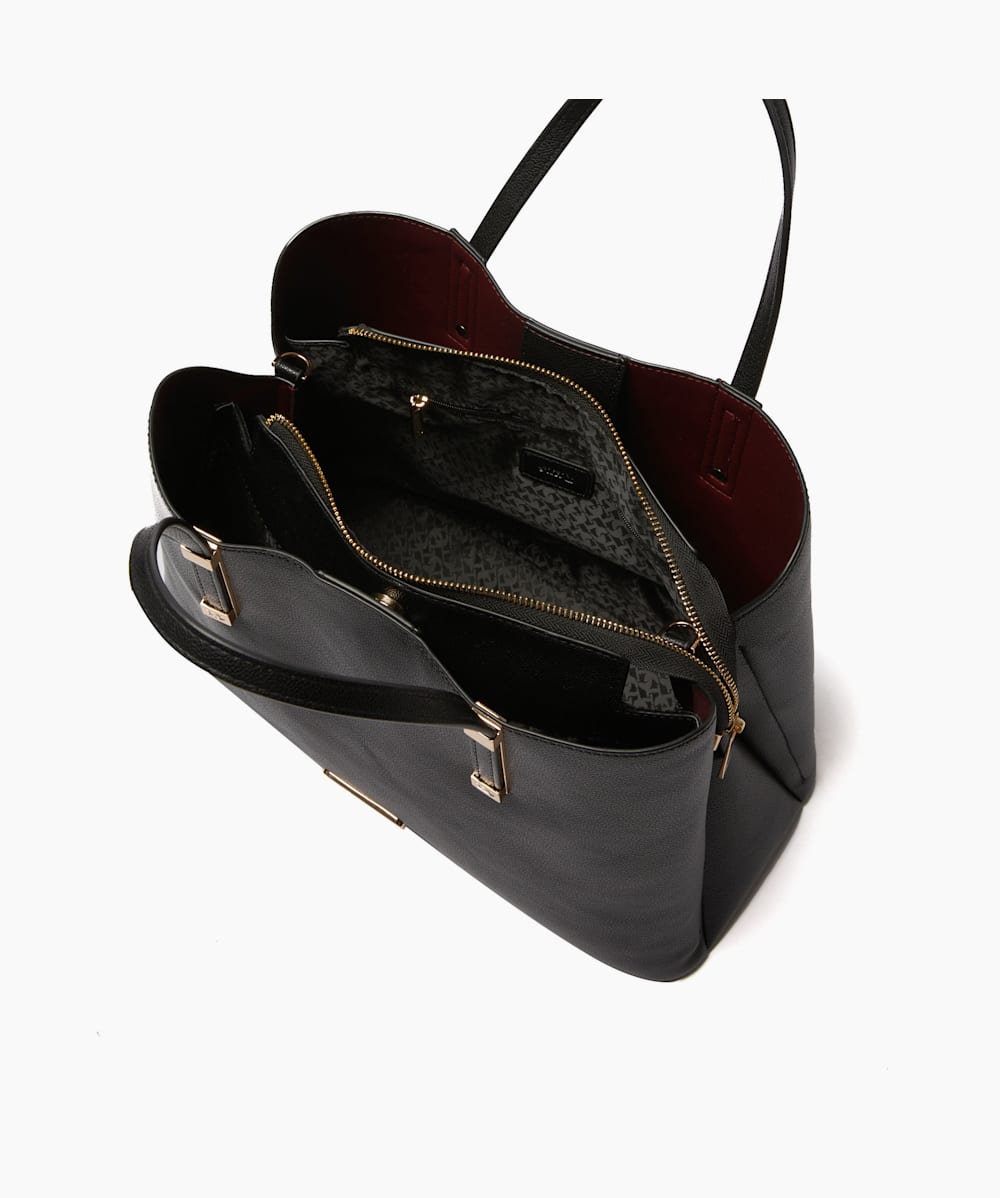 Dorries Black