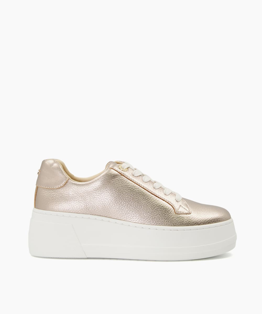 Metallic platform top trainers