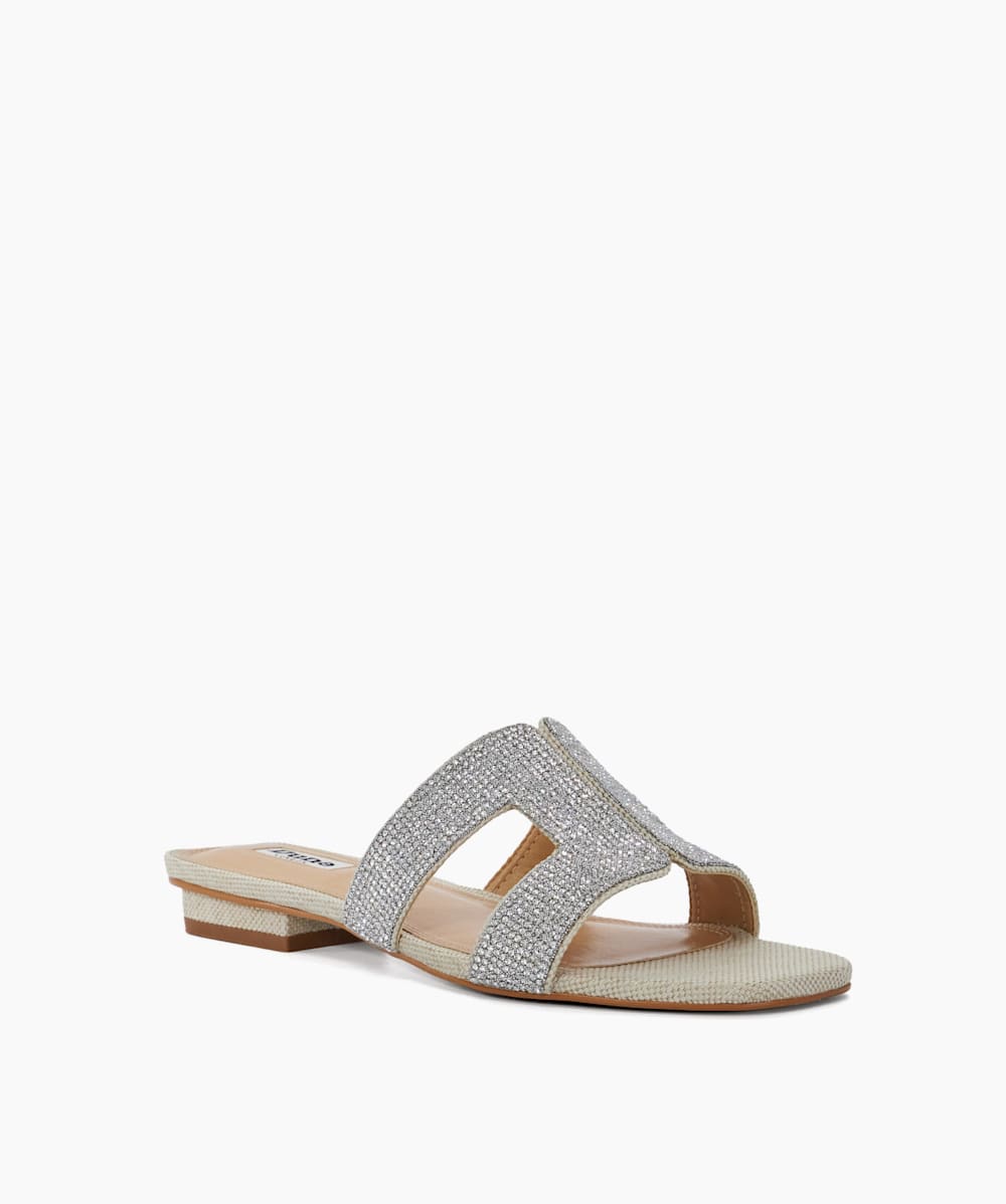Flat smart sales sandals