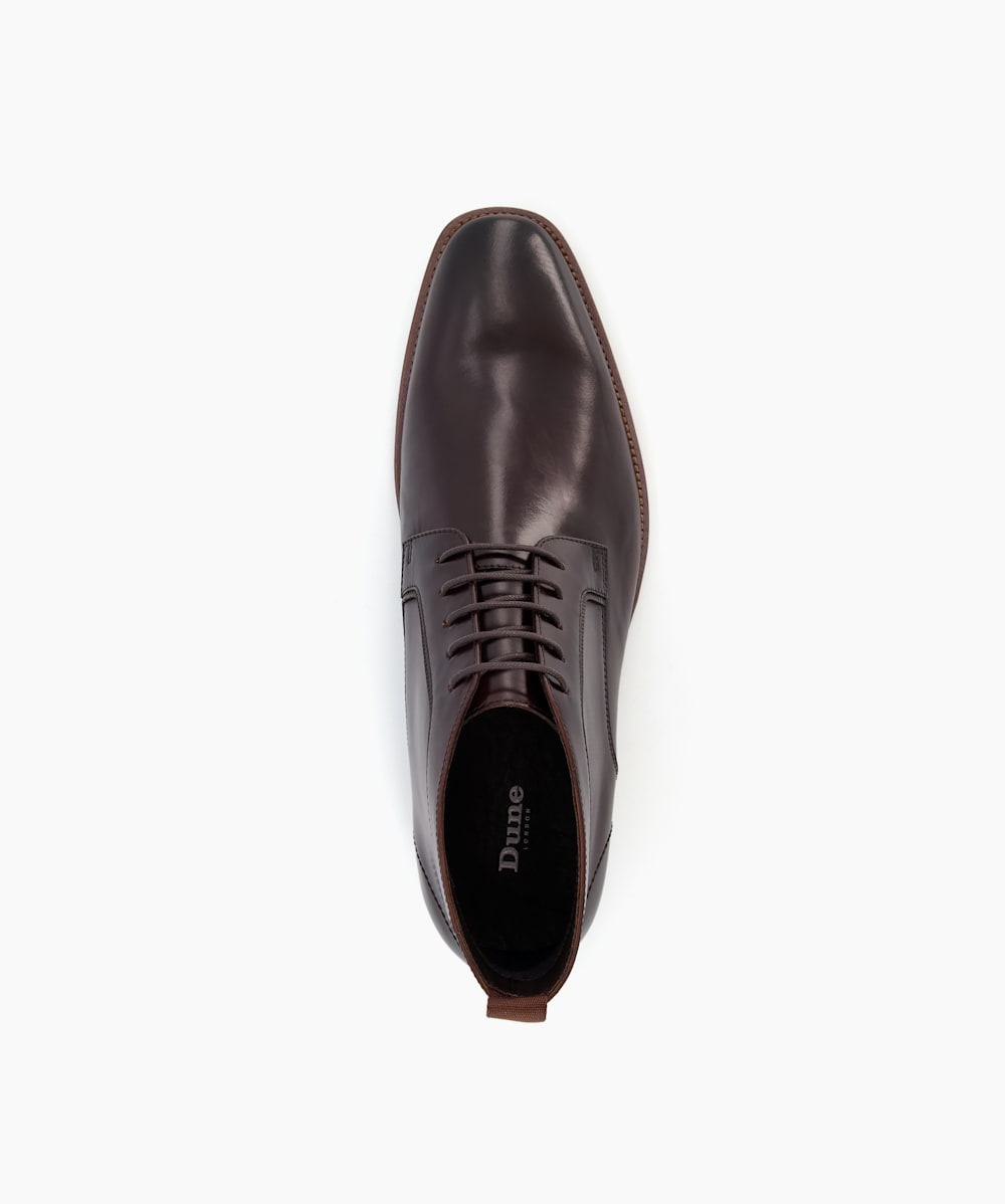 Benwell smart chukka discount boots