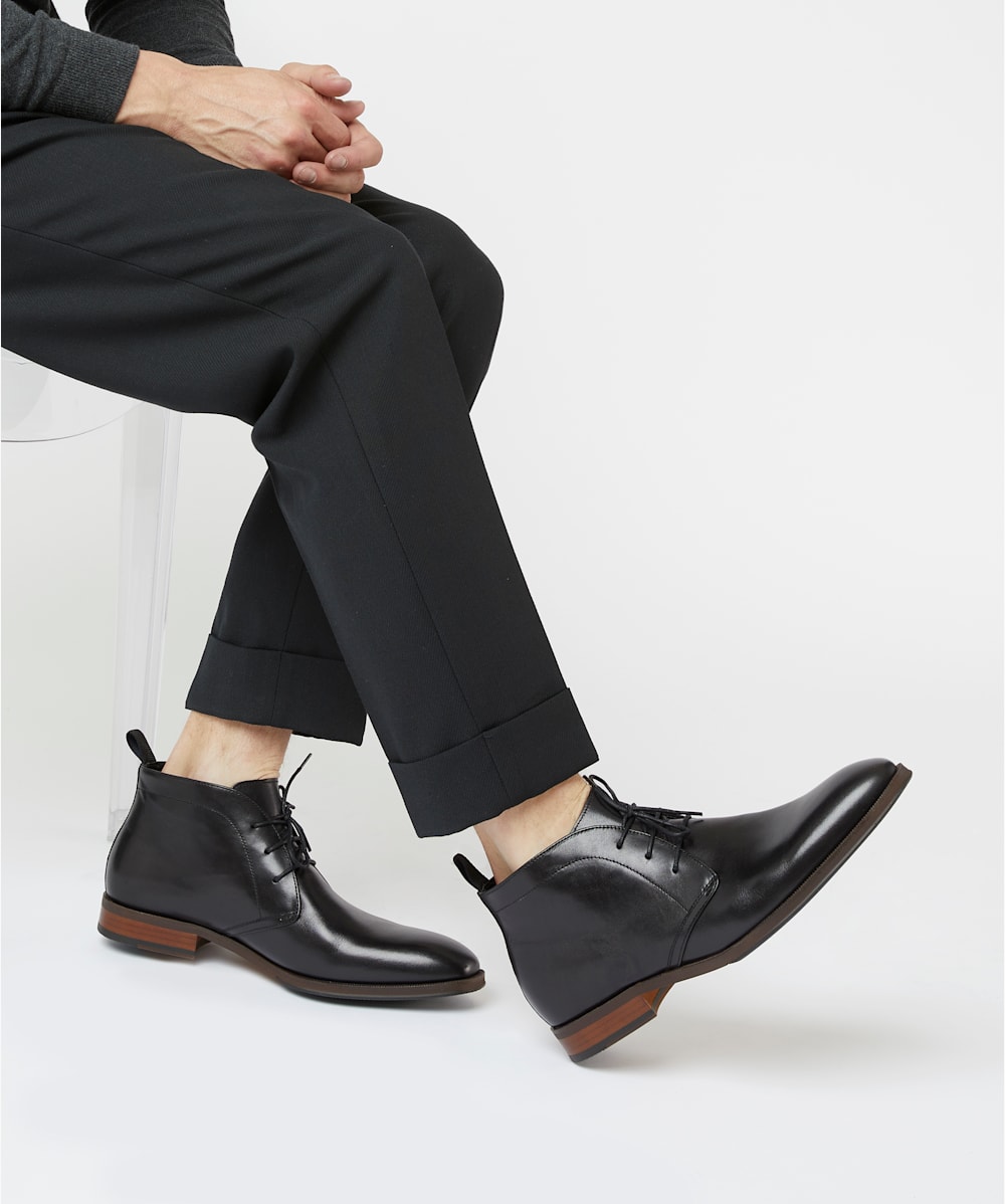 Smart chukka best sale boots