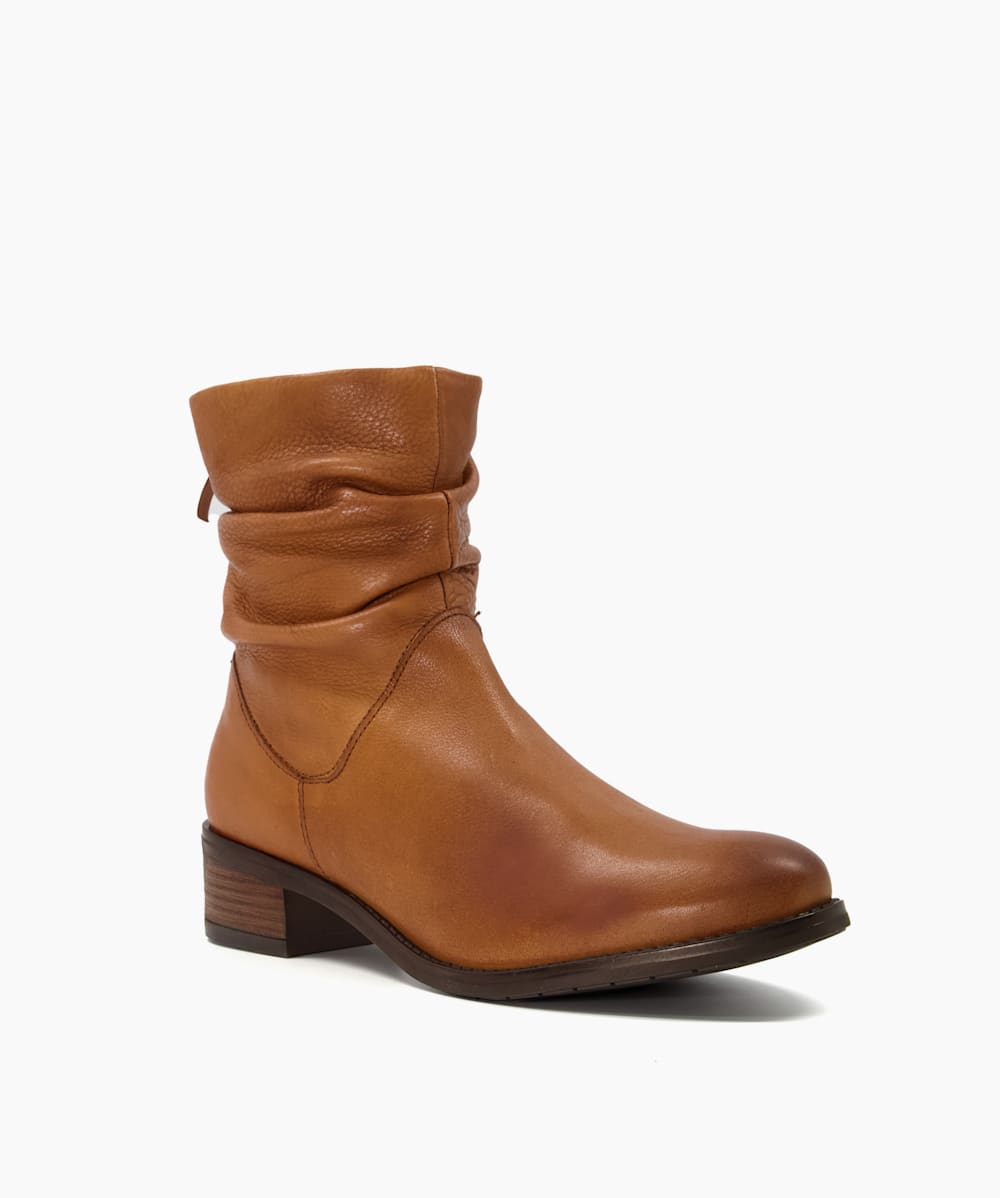 Dune pagers hotsell tan boots