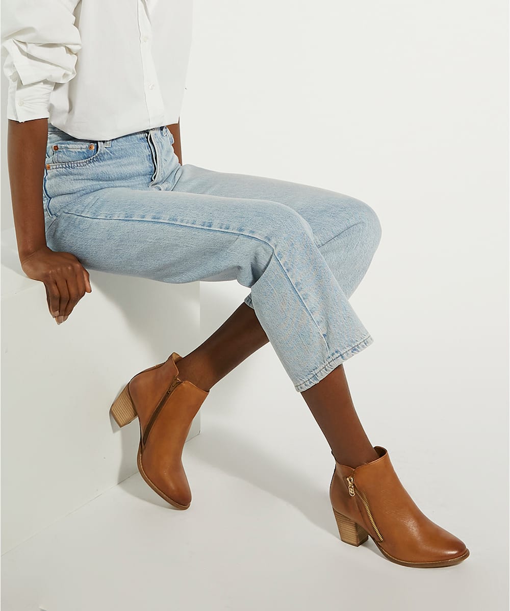 Paicey Fauve Bottines en cuir talon bottier Dune London