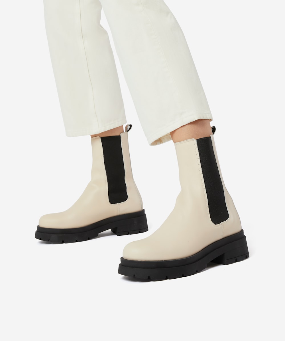 Dune deals white boots