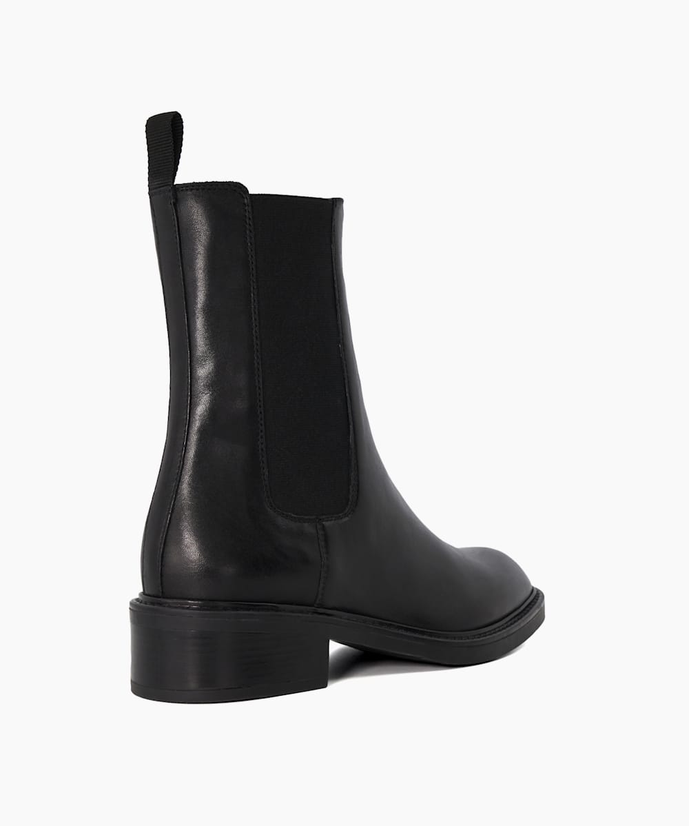 Leather black shop chelsea boots womens