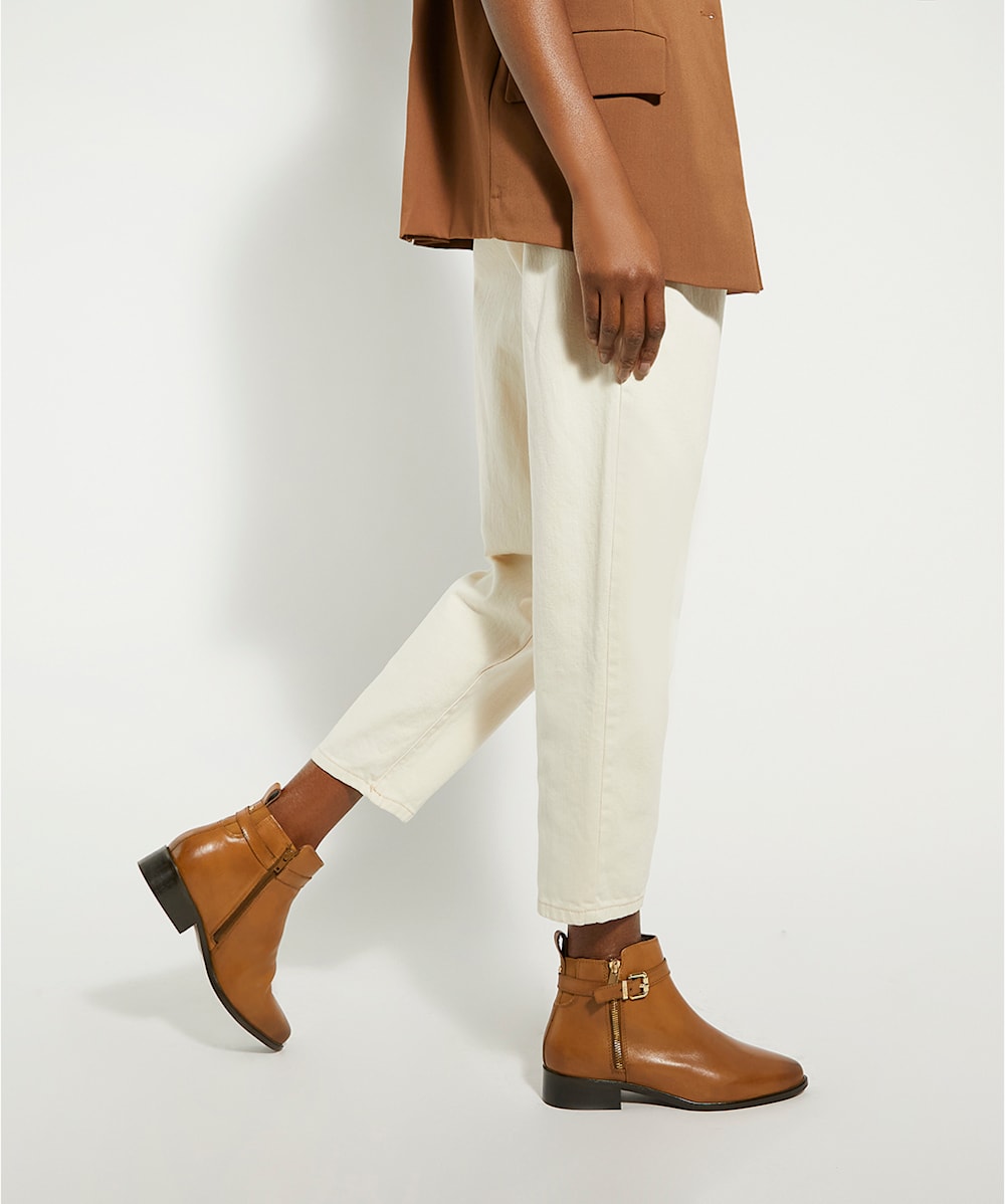 Tan leather ankle boots 2025
