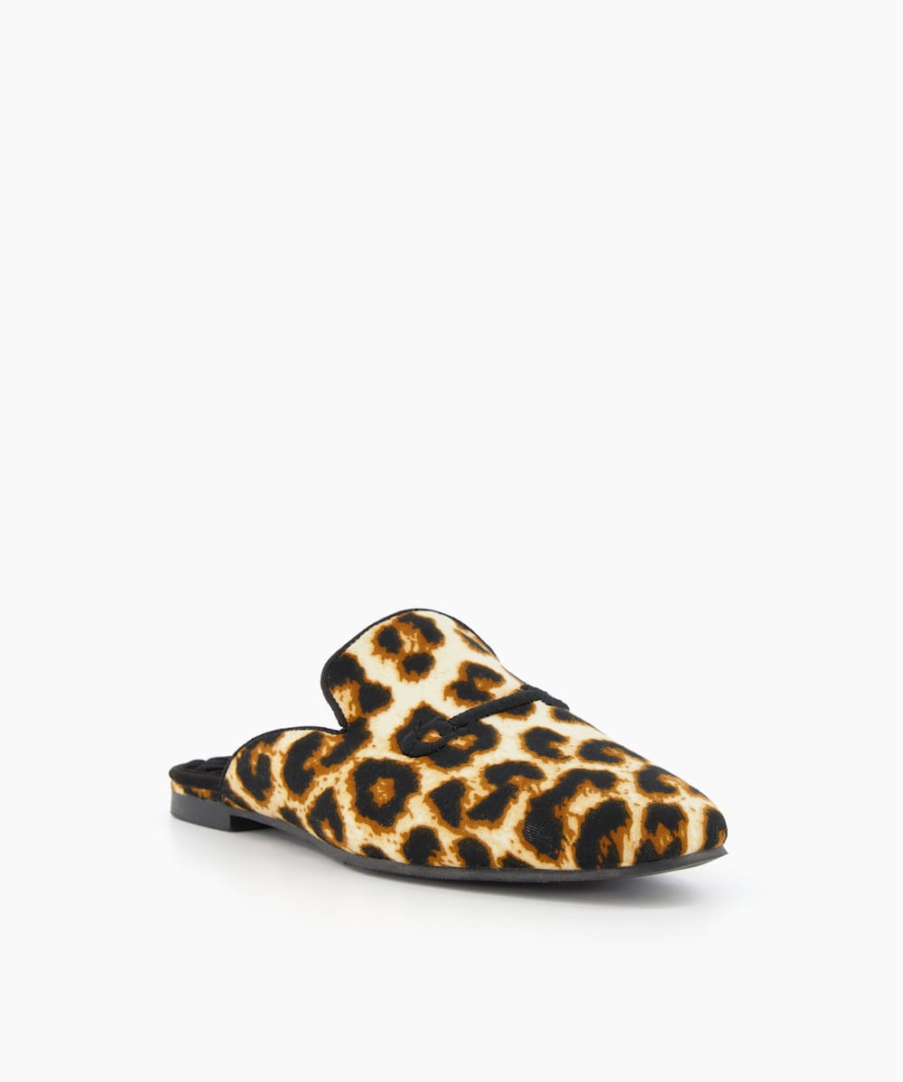 Leopard print backless store loafers