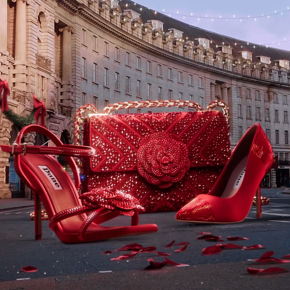 Red dune shoes 2025
