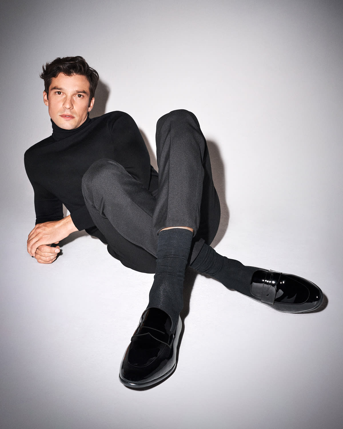 Model wearing our men's Sterlling dress shoes in black