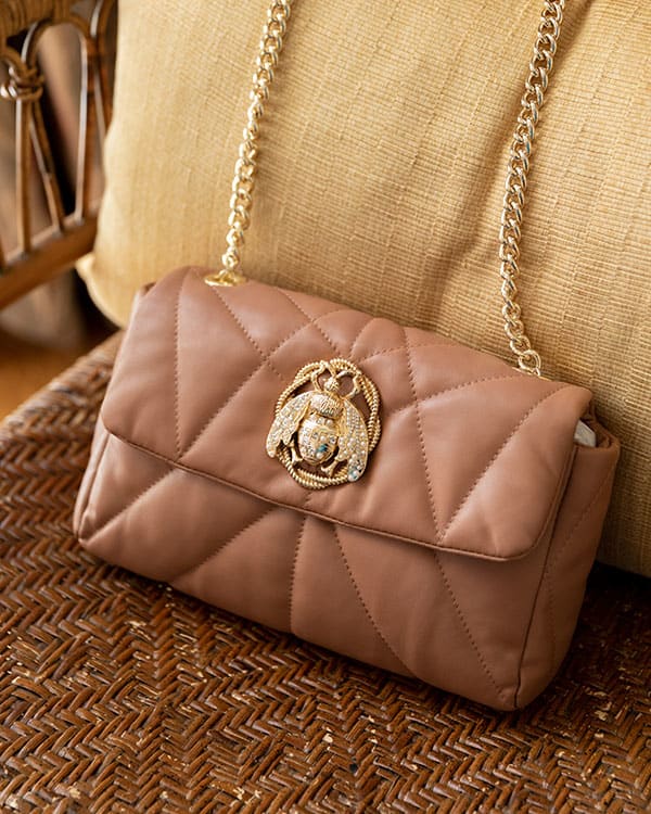 Quilted leather bag in blush