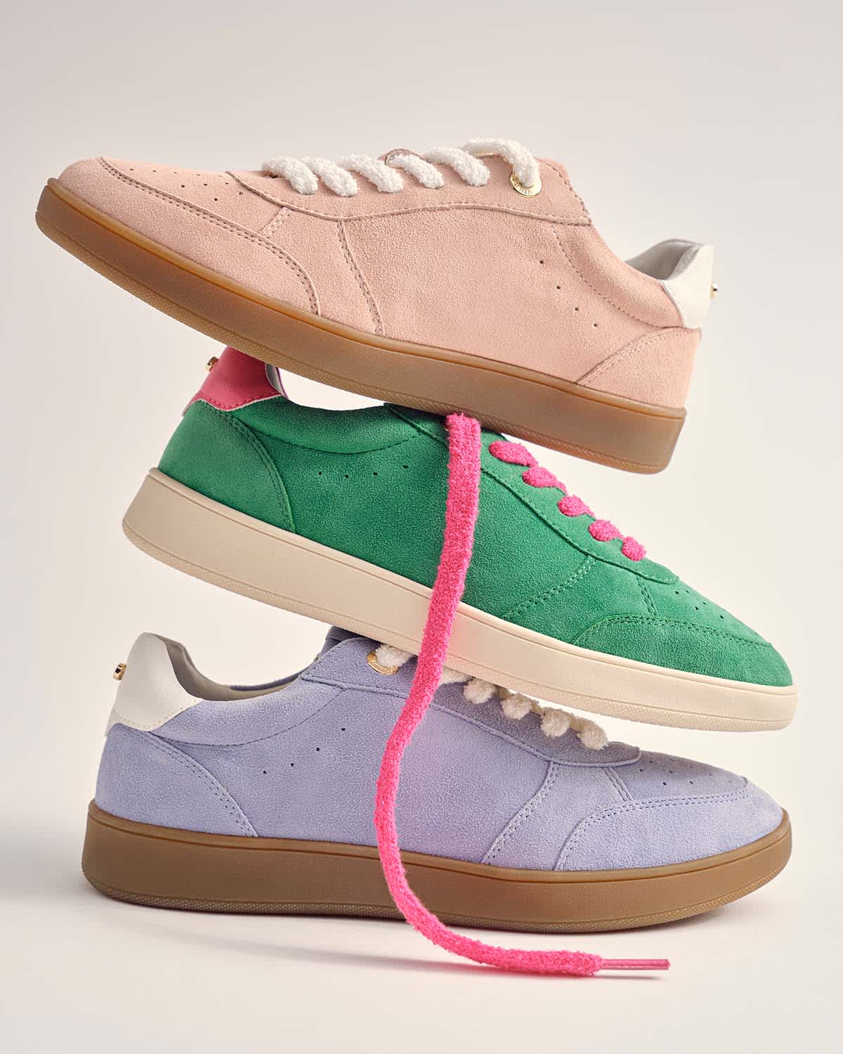 Women's trainers in blush, green and blue
