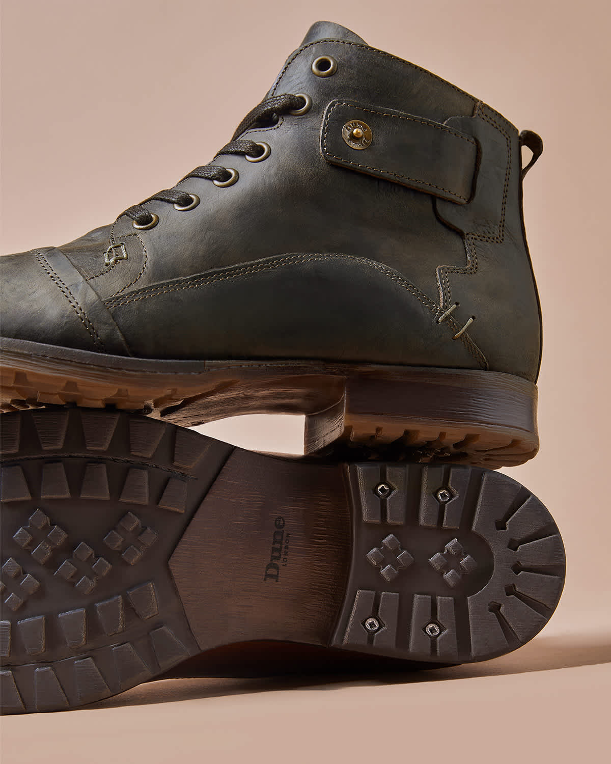 Men's Leather Seam Detail Boots in brown leather