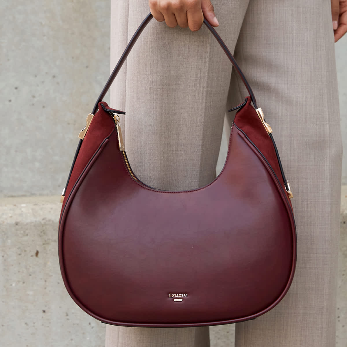 Scoop Shoulder Bag in burgundy