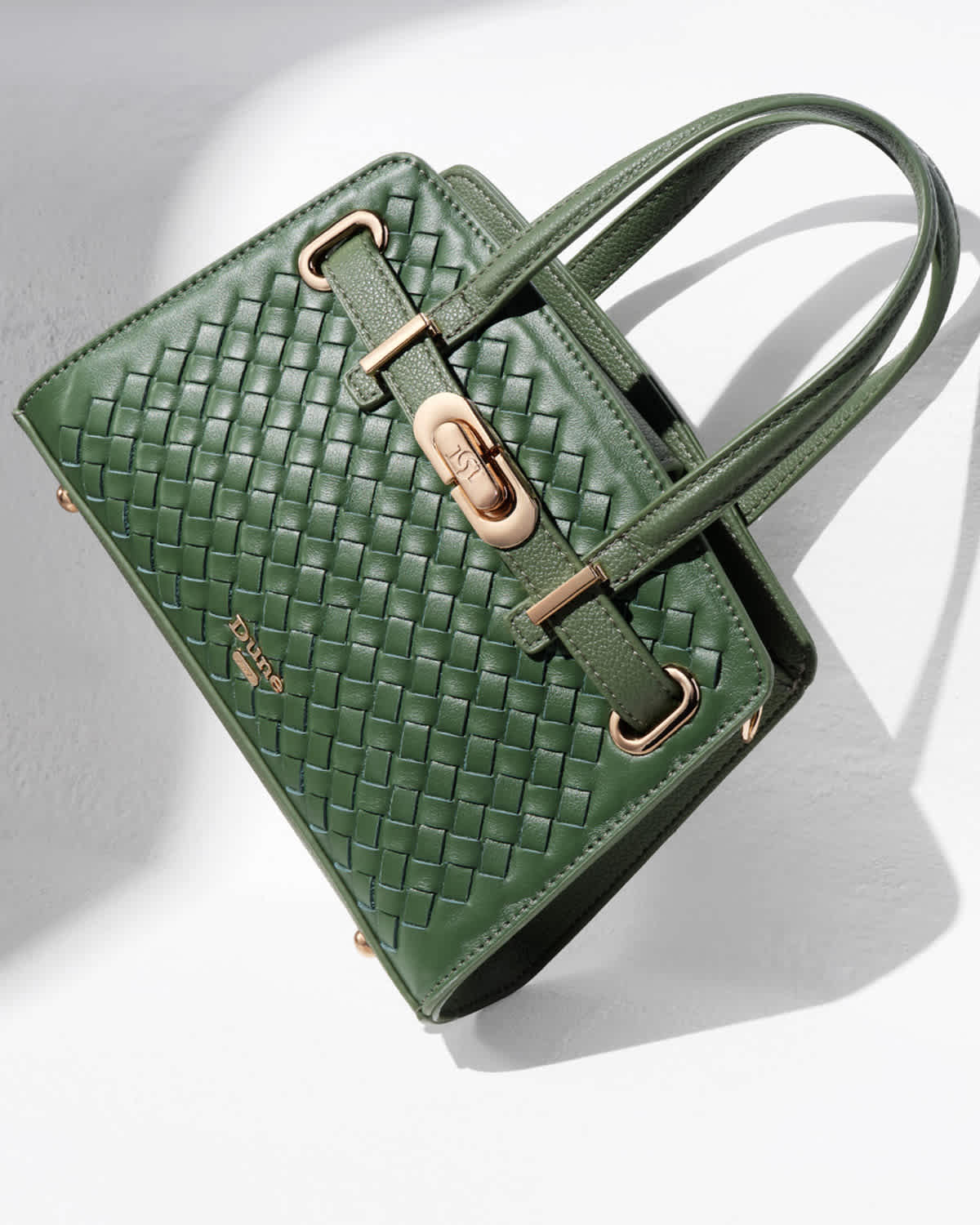 Women's Textured Grab Bag in Green