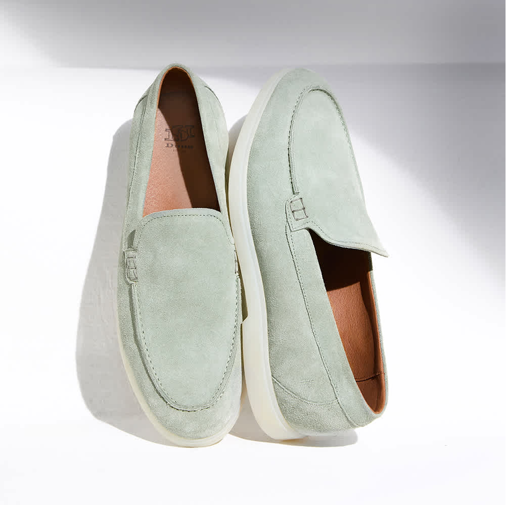 male model wearing some sage casual loafers