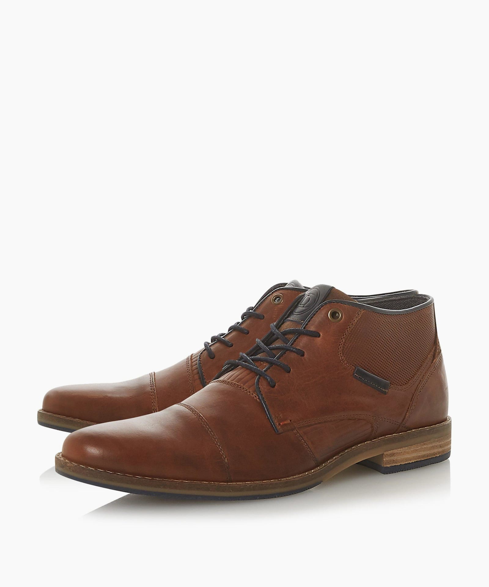 dune tan chigwell chukka boot