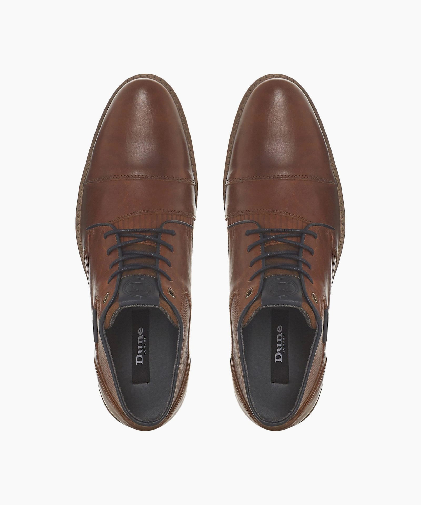 dune tan chigwell chukka boot