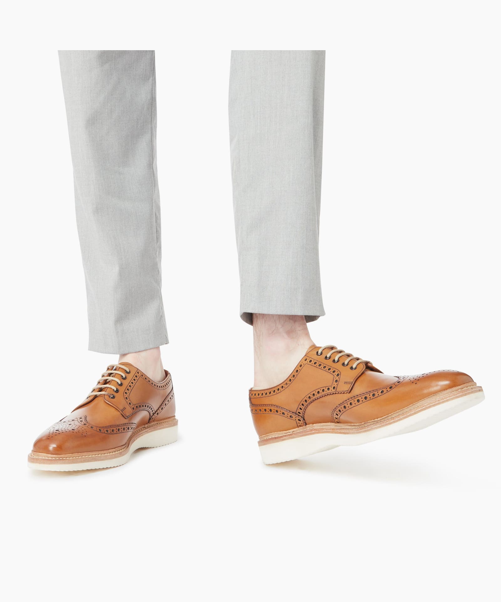 loake cobra tan