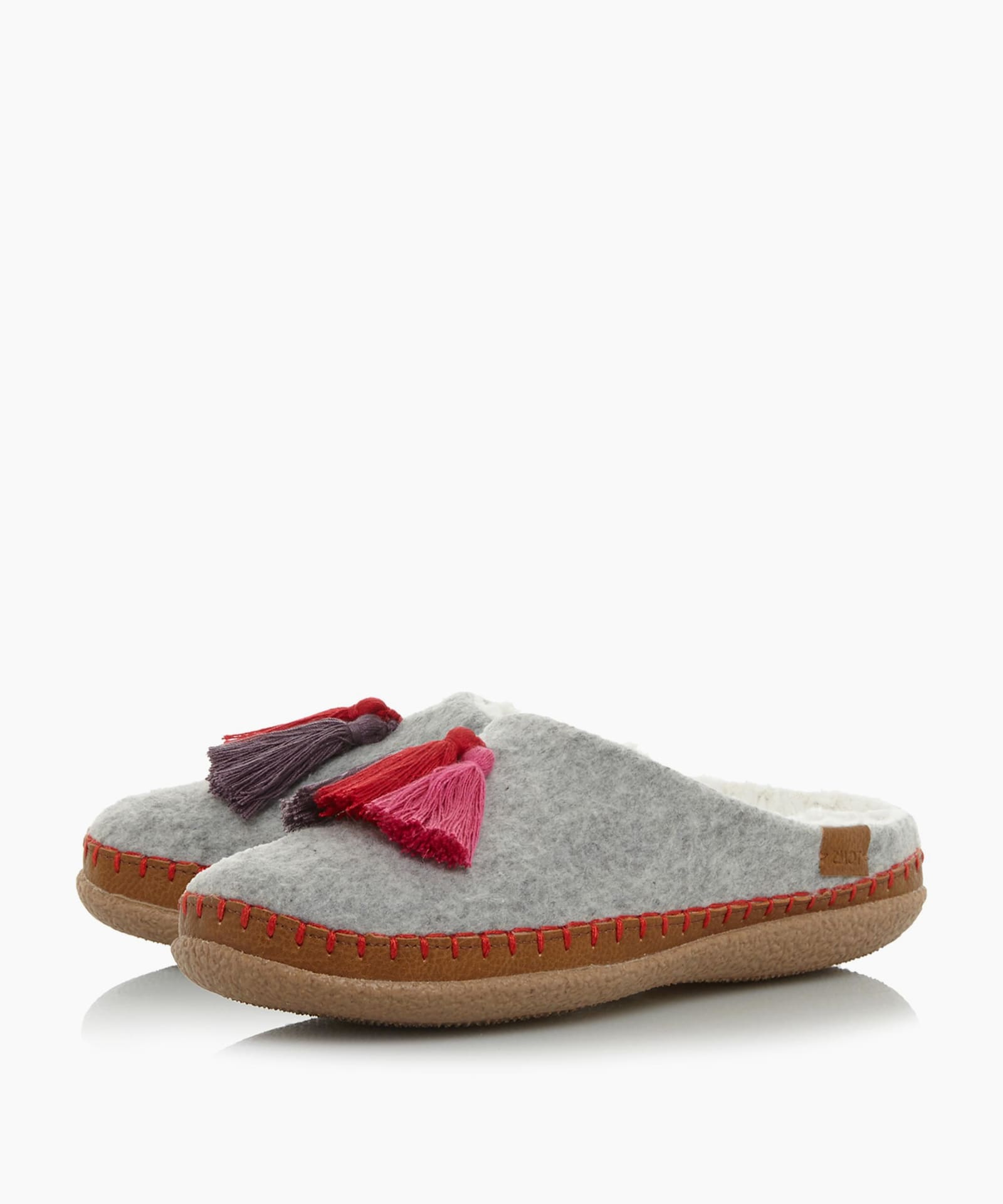 toms tassel slippers