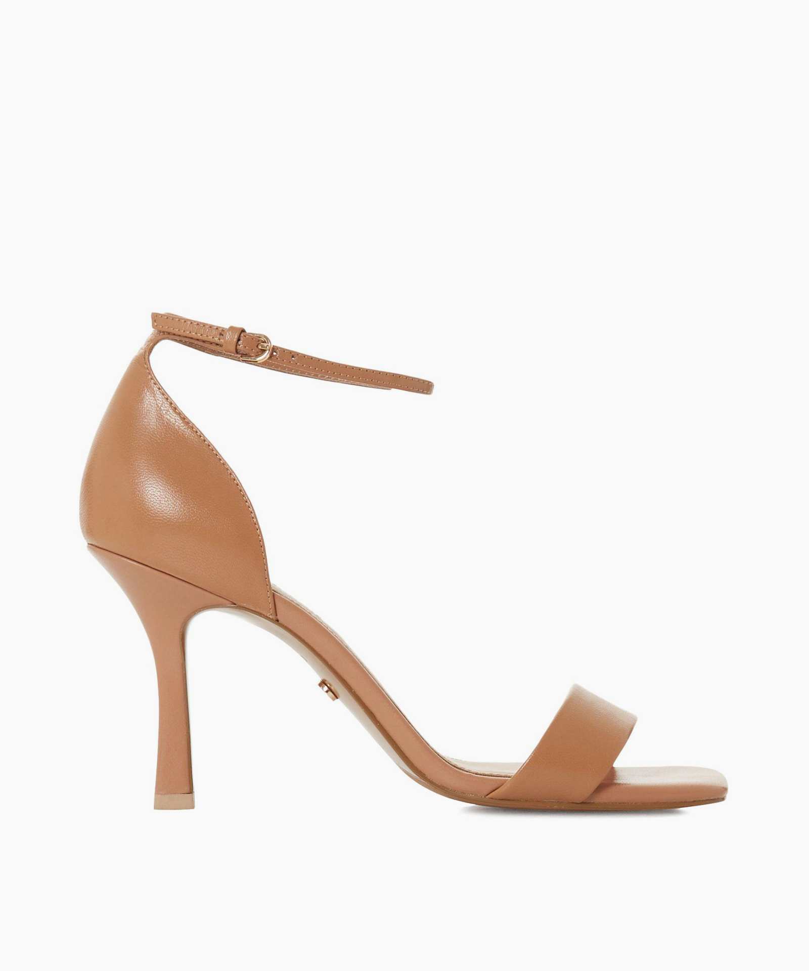 Dune 2025 tan heels