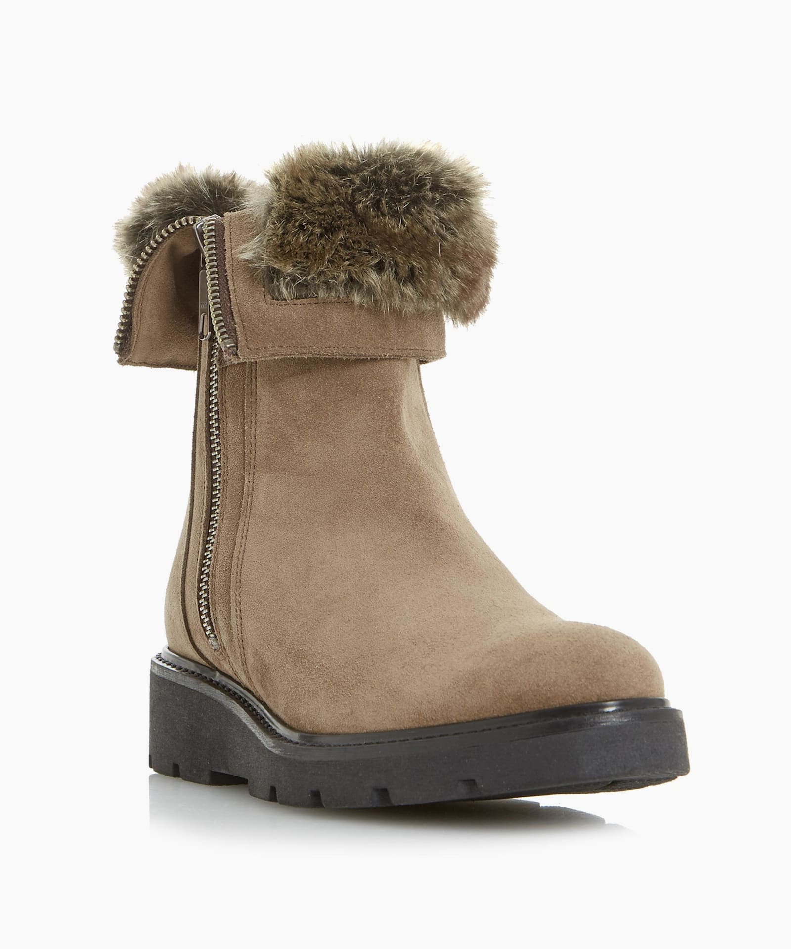 dune fur boots