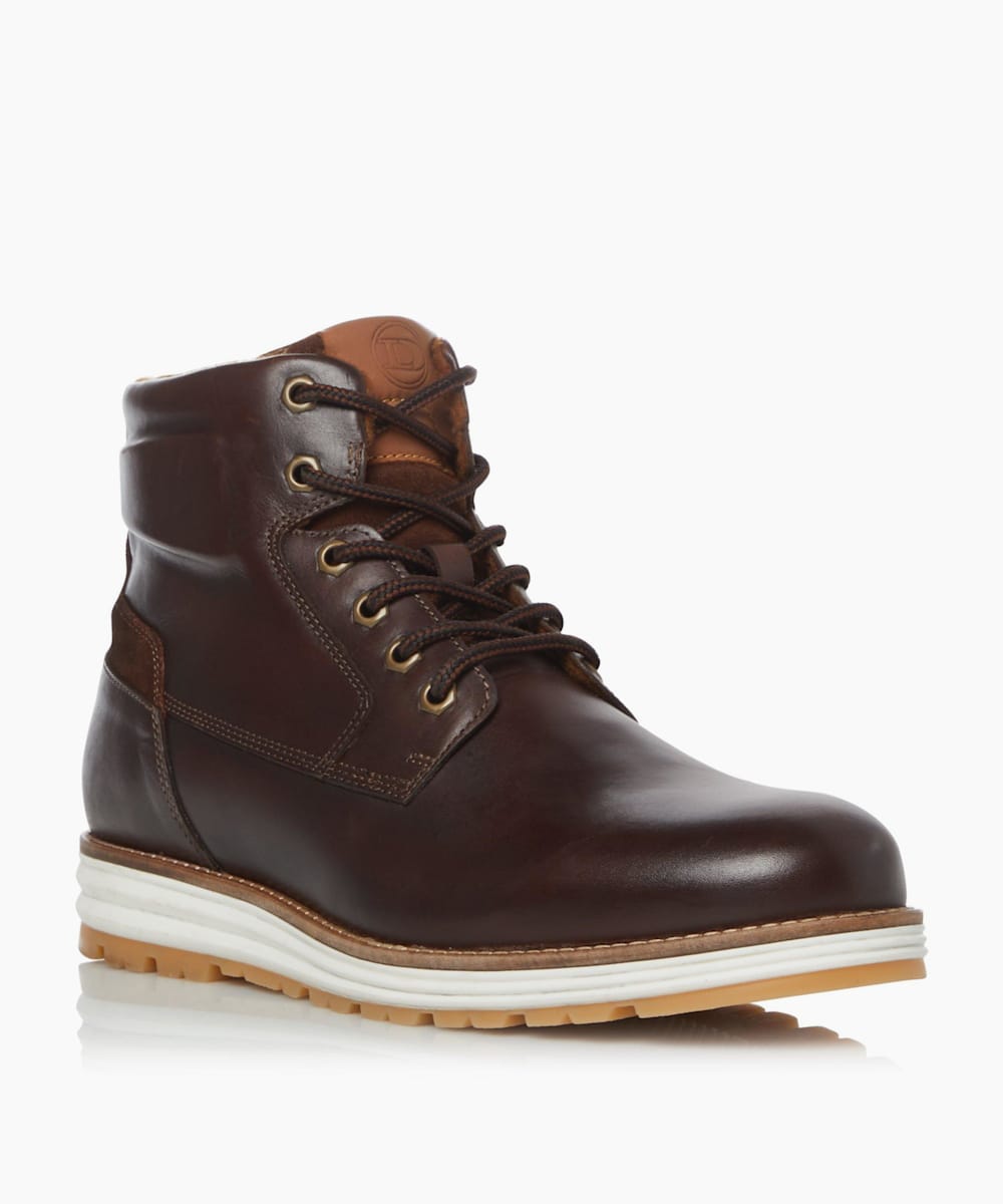 bostonian chukka boots