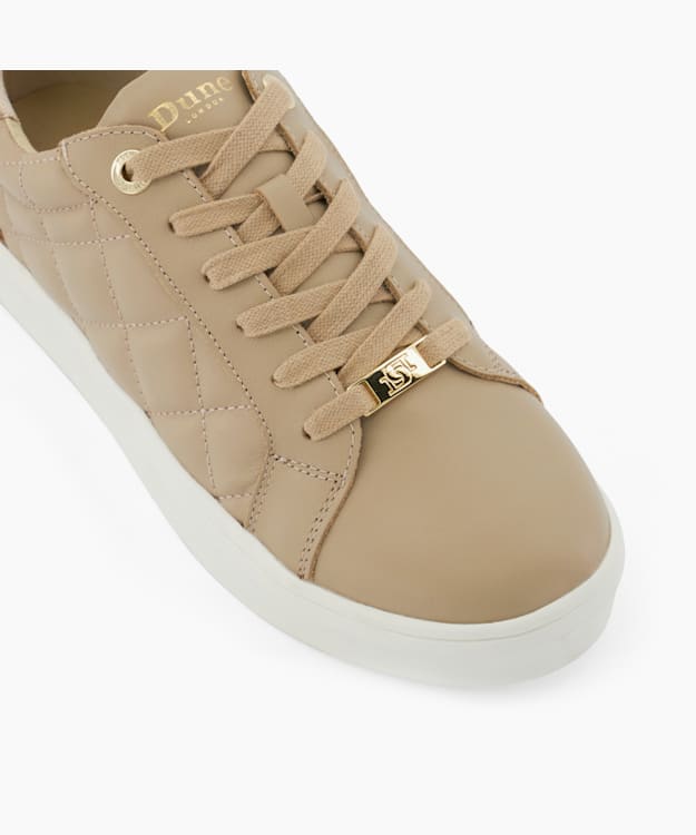 Excitement, Taupe, medium