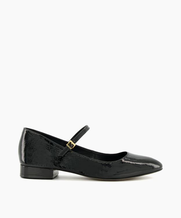 Black leather store mary jane pumps