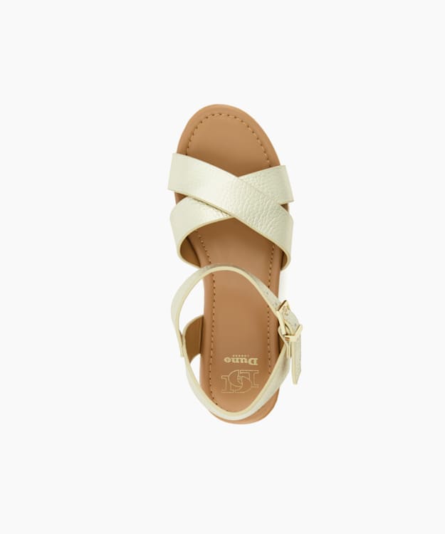 Kinsley, Gold, medium