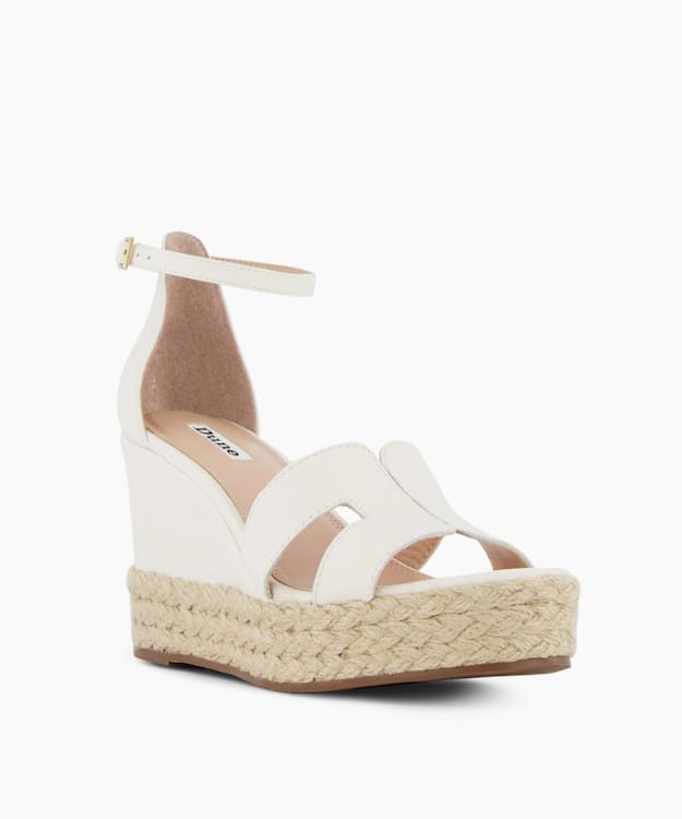 Sirena deals platform wedges