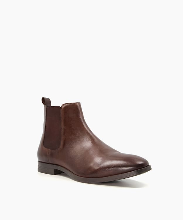 Chelsea boots leather outlet brown