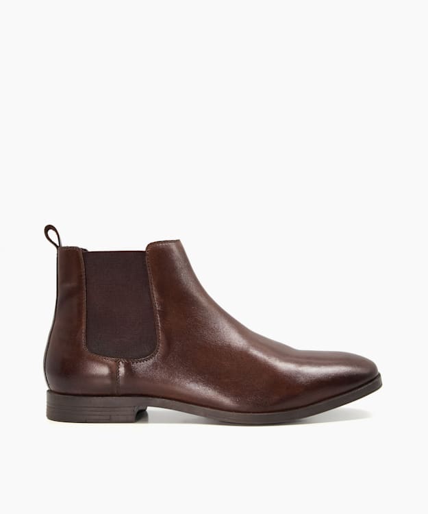 Mens brown clearance chelsea boots sale