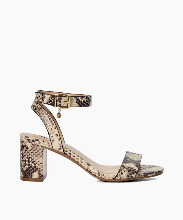 Neutral 2024 heeled sandals