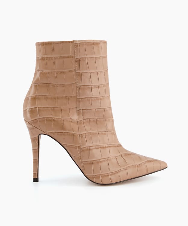 Nude colour clearance boots