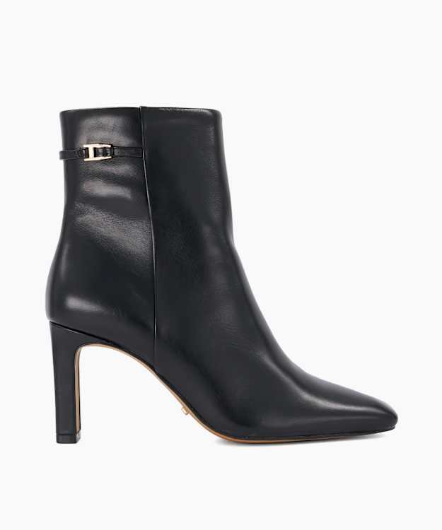 Onora - Black