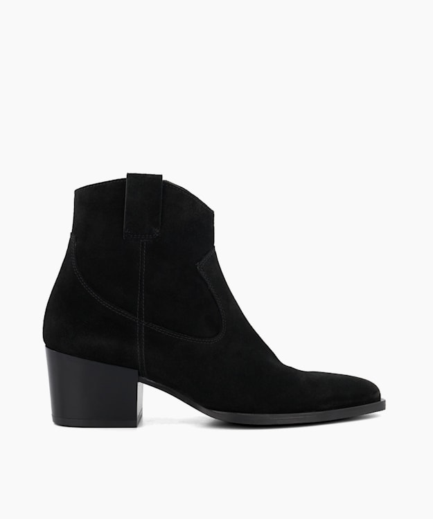 Flat hotsell heel booties