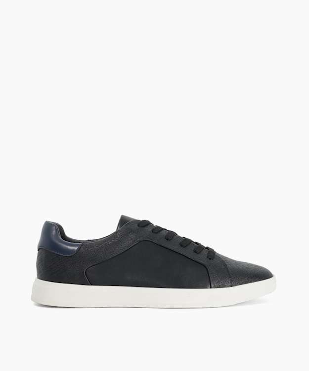 Traces - Black