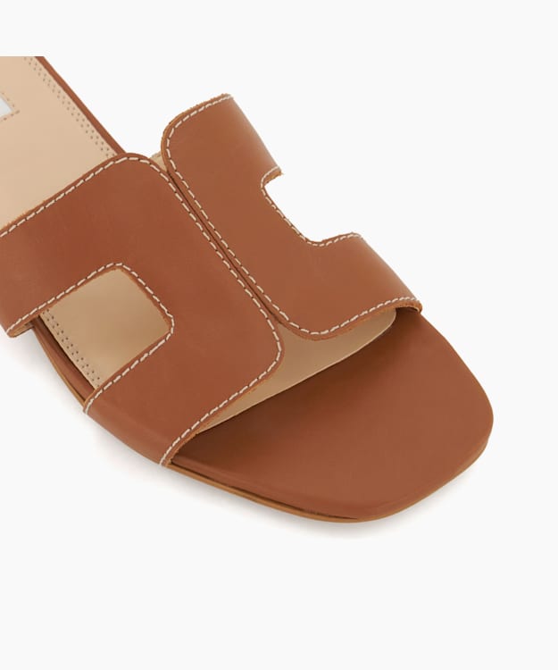 dune loupe tan wide fit