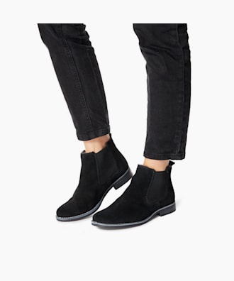 dune prompted chelsea boots