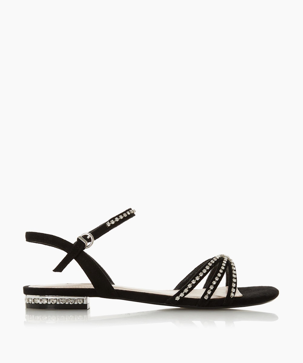sandals with toe protection
