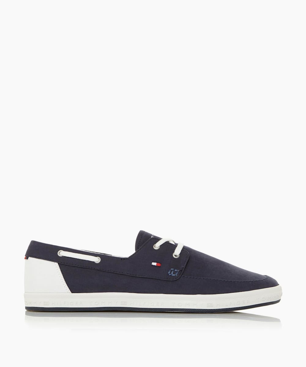 tommy hilfiger women's boat shoes